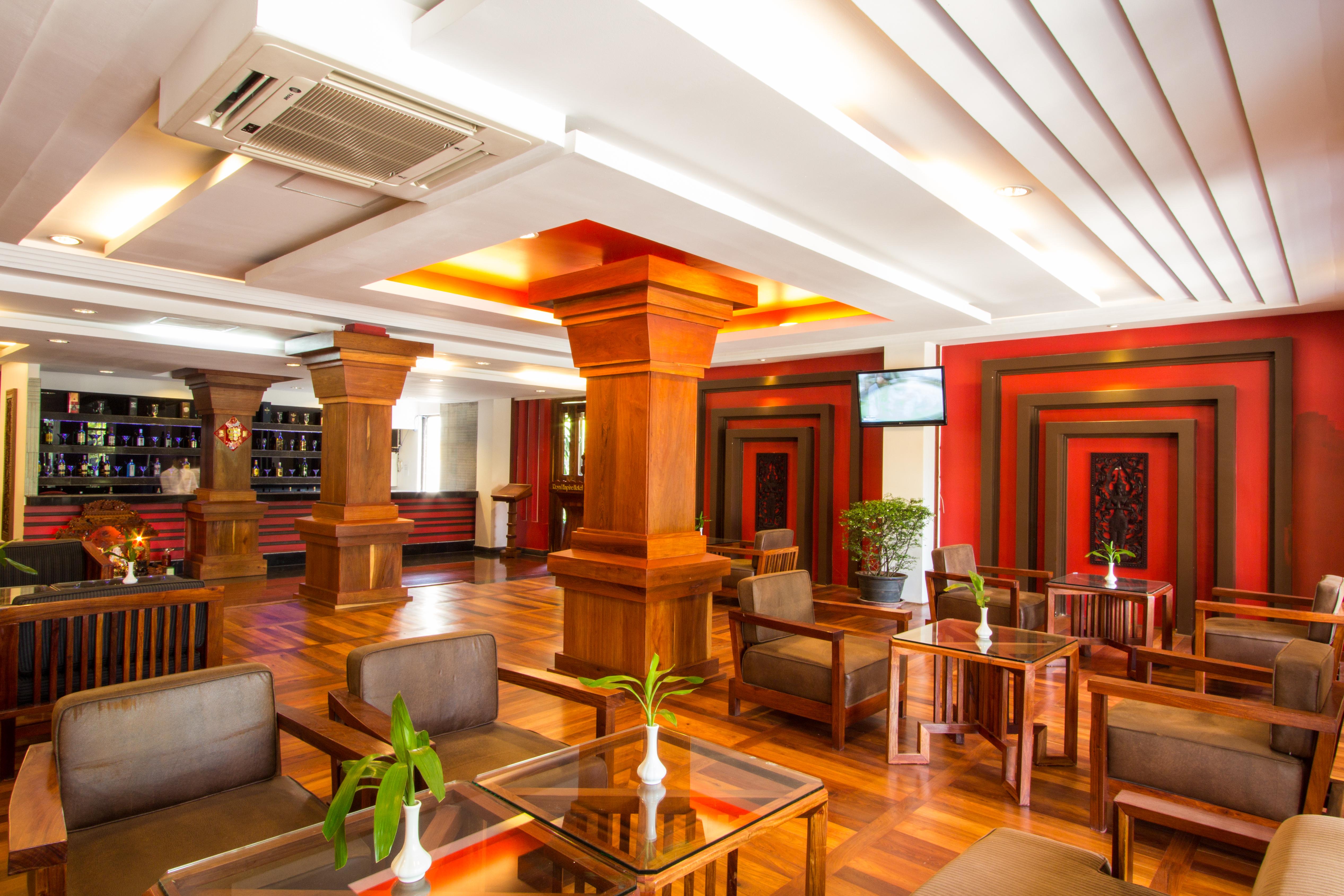 Royal Empire Premium Hotel Siem Reap Exterior foto